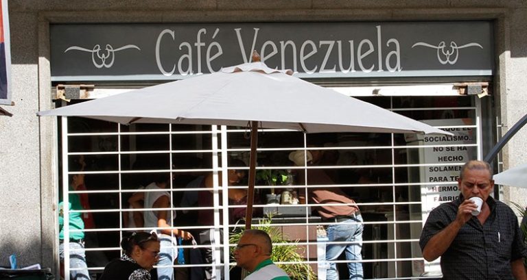 Inflación en Venezuela se eleva 409,2% en 2020; un café es 4.445% más caro que hace un año