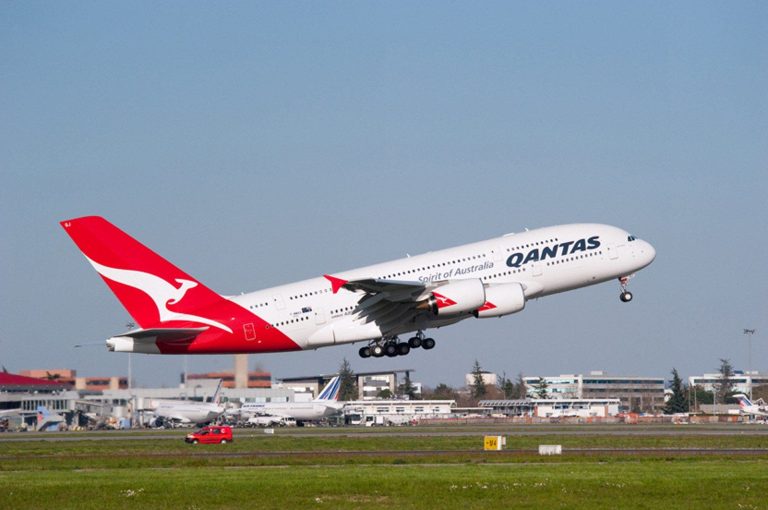 Aerolínea australiana Qantas no venderá más tiquetes internacionales hasta marzo de 2021