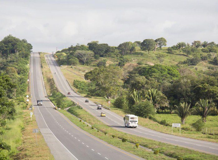 Vía Cambao-Manizales se reactiva con financiación de Bancolombia y CAF-Ashmore
