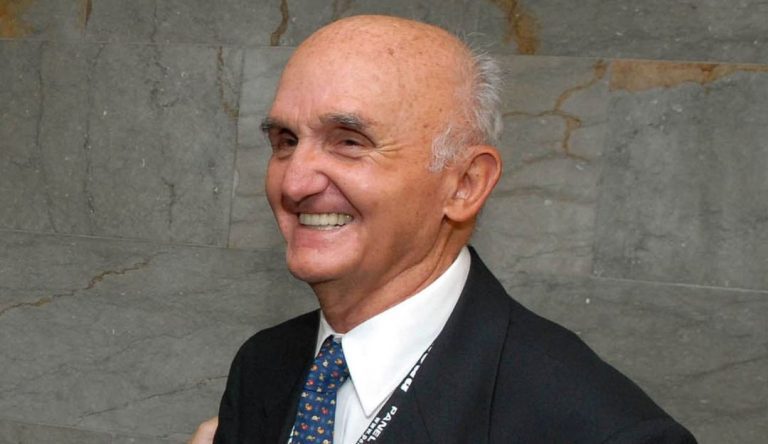 Falleció Guillermo Valencia, fundador de Inexmoda