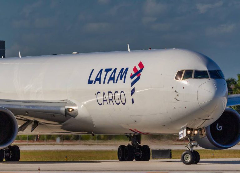 Latam Airlines prevé levantar operación a números previos a la pandemia