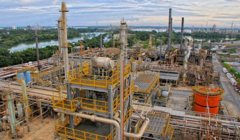 Refinería de Barrancabermeja en Colombia cumple 99 años y recibirá inversiones por $2,7 billones
