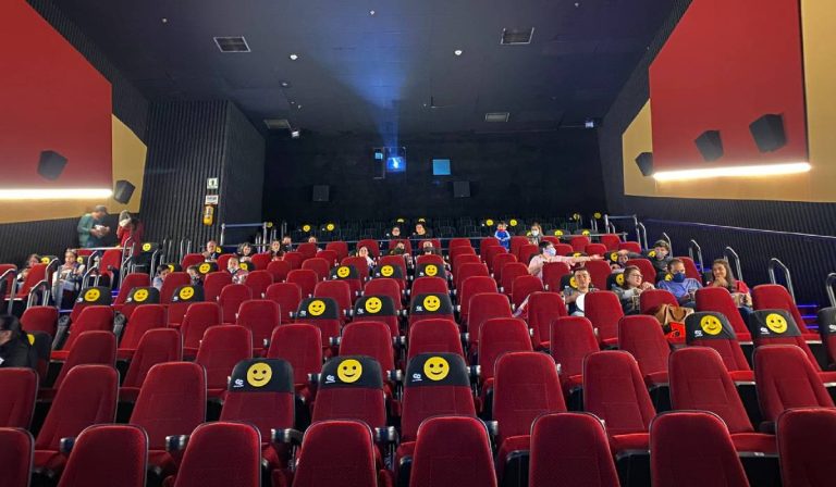 Asistencia a cine en Colombia no logró llegar a niveles prepandemia en 2022