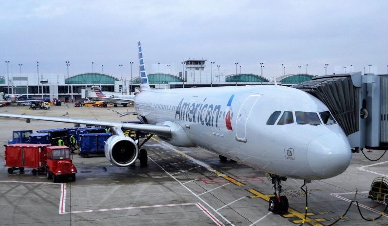 American Airlines y Easylfy anuncian nuevas rutas en Colombia