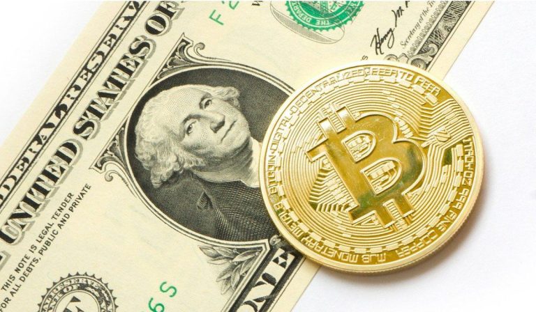 Bitcoin supera los US$43.000 y vuelve a caer levemente