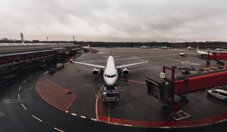 Asur reportó leve mejora en tráfico aeroportuario en terminales de México, EE. UU. y Colombia