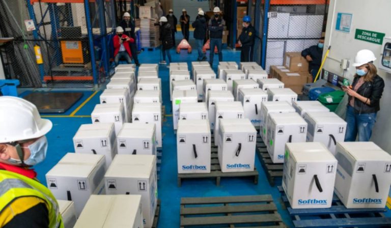 Colombia recibió 280.800 dosis nuevas de Pfizer este sábado