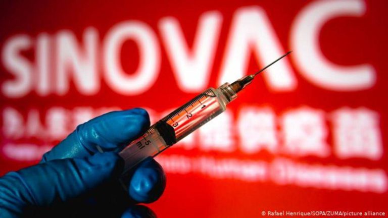 Sinovac no venderá vacunas a privados en Colombia