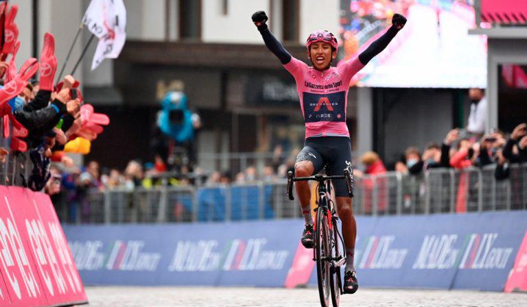 ¿Cuánto podría ganar Egan Bernal si se queda con el Giro de Italia?