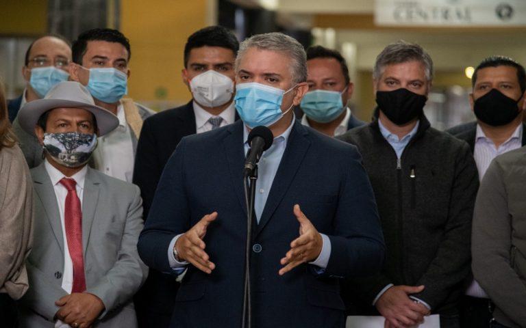 Colombia mueve calendario tributario y lanza beneficios para empresas por pandemia