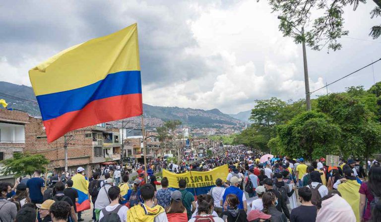 Comité del Paro interrumpe temporalmente movilizaciones en Colombia