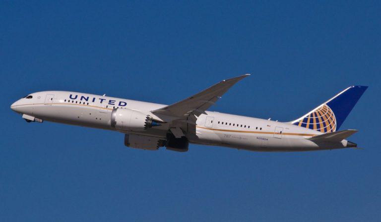 United Airlines renueva su flota con 270 aviones Boeing y Airbus