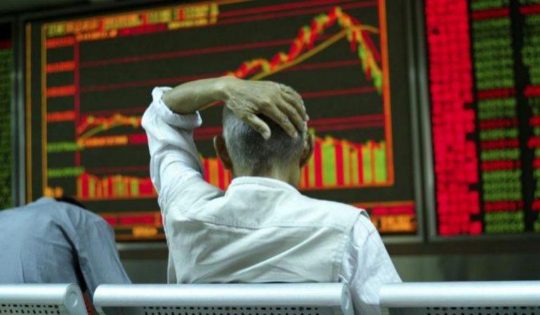 Premercado | Bolsas sufren altibajos tras débiles datos industriales y comerciales de China