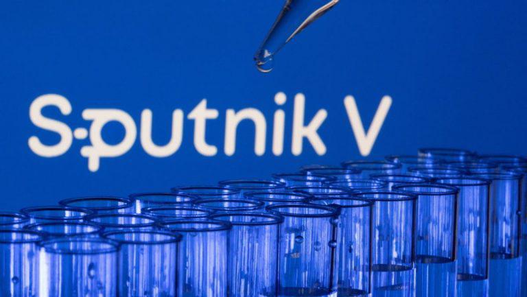 México produce primer lote de la vacuna rusa Sputnik V