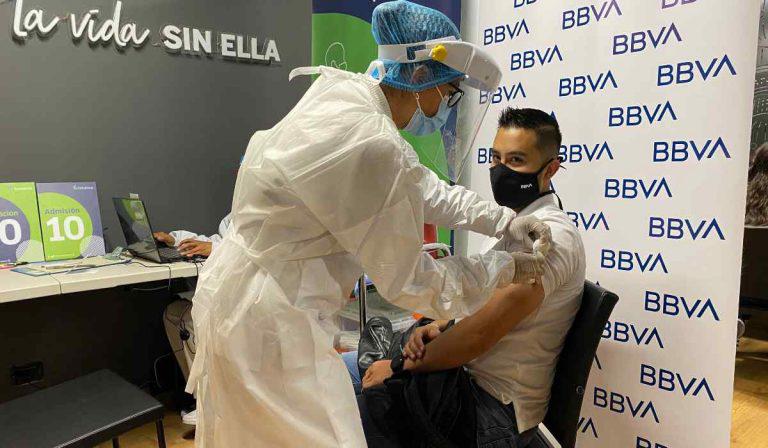 BBVA inició vacunación para más de 6.000 empleados