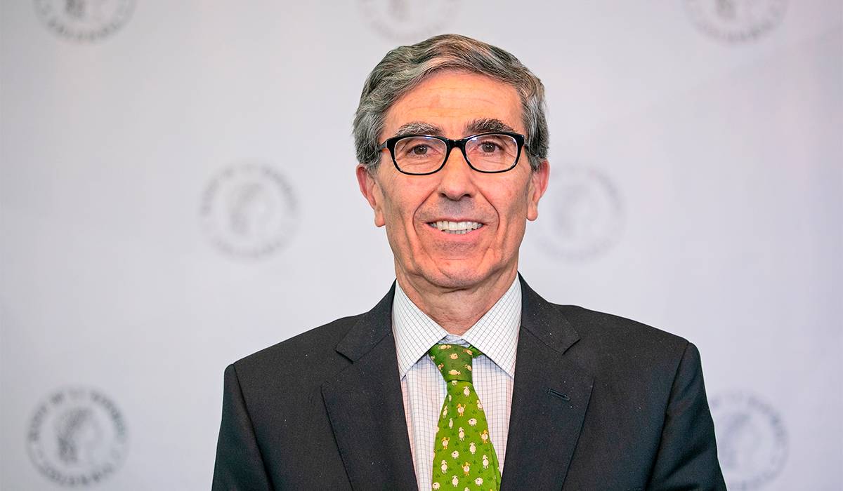Codirector Steiner dice que aún no sería "prudente" bajar tasas de interés en Colombia