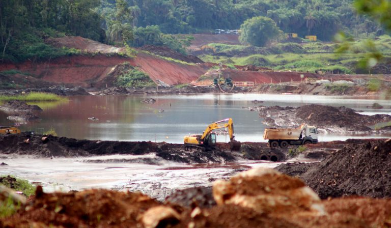 85% del oro que exporta Colombia es producto de minería ilegal: Contraloría