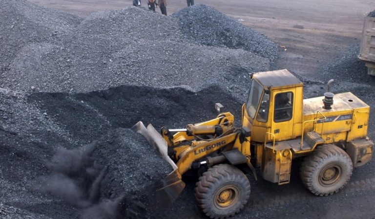Producción de carbón y oro en Colombia siguió recuperándose en el tercer trimestre de 2021
