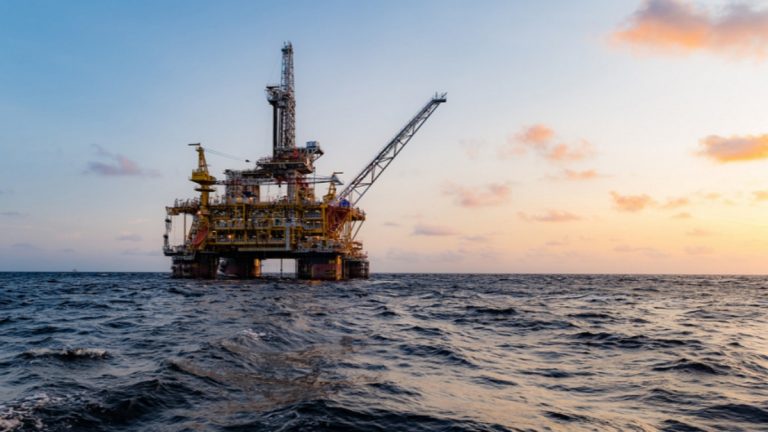 Colombia subscribe contratos offshore de hidrocarburos: inversión US$1.400 millones