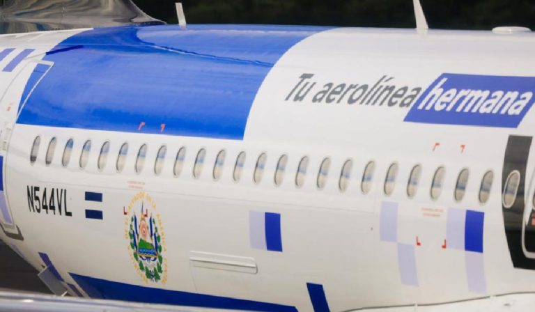 Volaris llega a El Salvador y recibirá bitcoin como moneda de pago