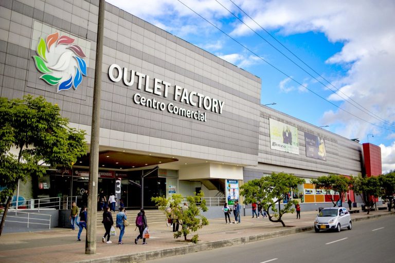 Ferias de emprendimiento navideñas se desarrollan en el Outlet Factory de Bogotá
