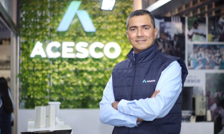 Acesco, especializada en productos de acero, lanza cubiertas metálicas de Metalum en Colombia