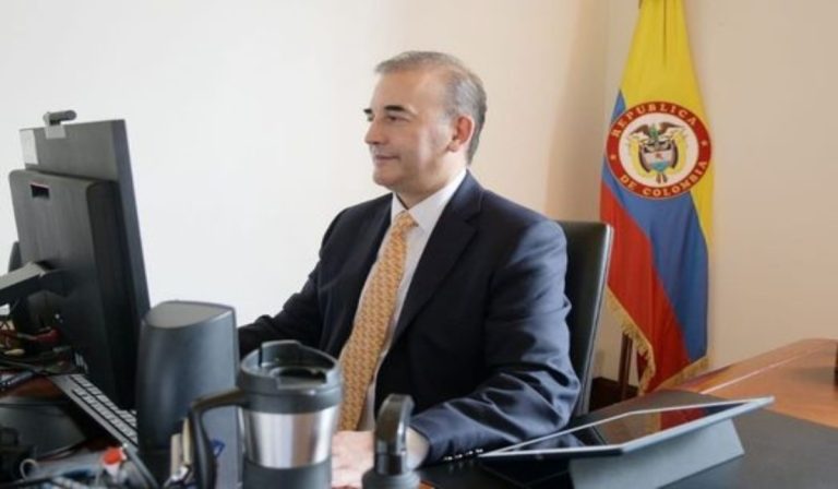 Viceministro Carlos Baena es nombrado alcalde ad hoc de Medellín ante proceso de revocatoria