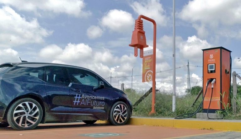 Celsia instaló estación de carga pública para carros eléctricos; conecta Valle con Eje Cafetero  