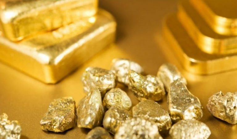 Precio del oro supera barrera de US$1.800 en primera semana de 2022