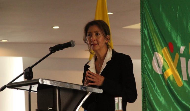 Íngrid Betancourt confirma su precandidatura a la Presidencia de Colombia