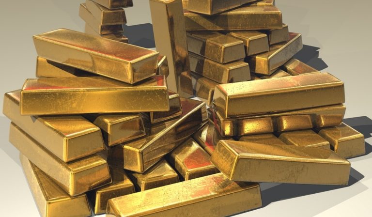 Fortaleza del dólar llevó al oro en su mayor pérdida desde noviembre