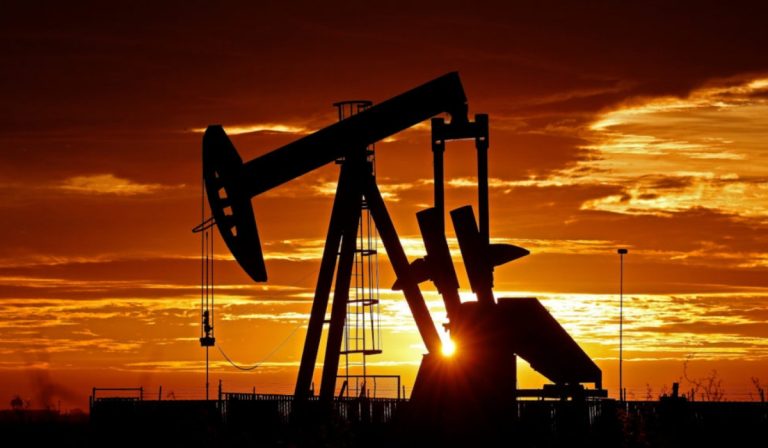 Ahora | Precios del petróleo tocaron máximos desde 2014 por tensión Rusia-Ucrania