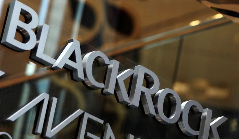 BlackRock da sus tres lecciones de inversión para 2023
