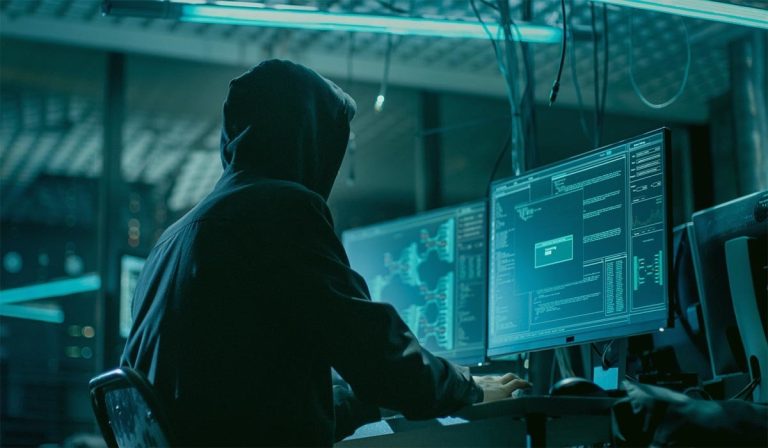 Hackean plataforma Wormhole y roban US$320 millones en criptomonedas