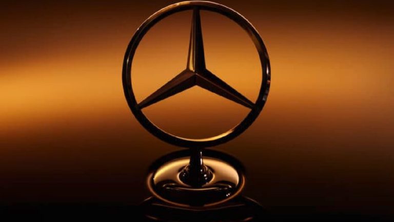 Mercedes-Benz prevé producción solo de vehículos eléctricos en mediano plazo