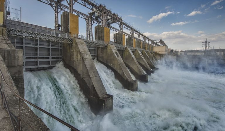 Ecopetrol, Accenture y AWS se juntan para mejorar el uso del agua en la industria energética
