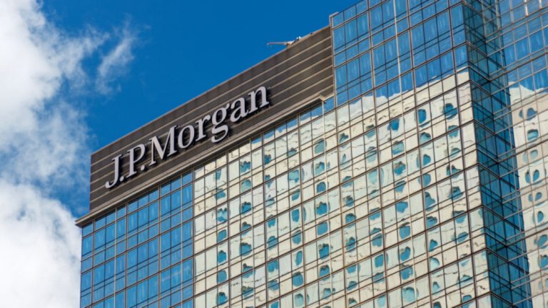 J.P.Morgan prevé fuertes aumentos en tasas de interés de Brasil y México