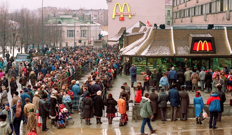 McDonald’s cerrará temporalmente 850 locales en Rusia
