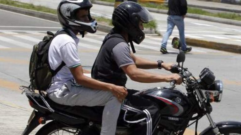 Uniandes revela qué tan efectivo es restringir parrillero en moto en Bogotá