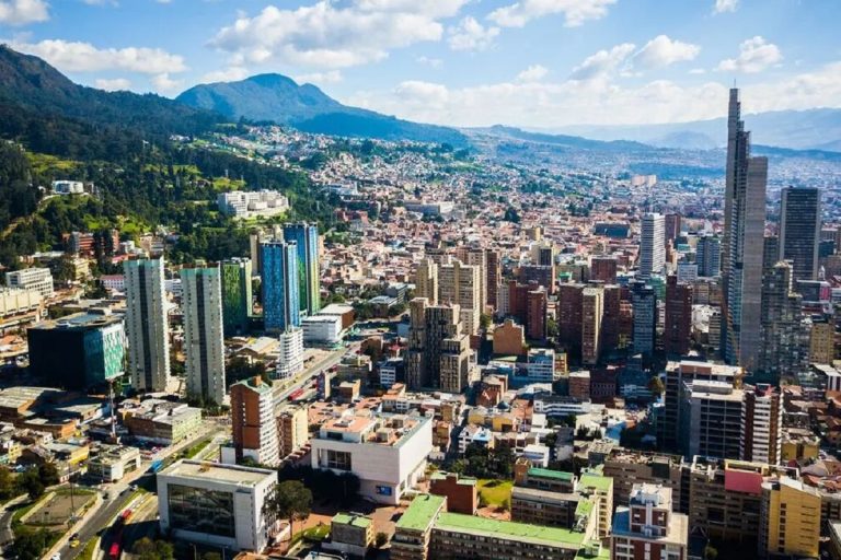 Amplían plazos para pago de impuestos en Bogotá