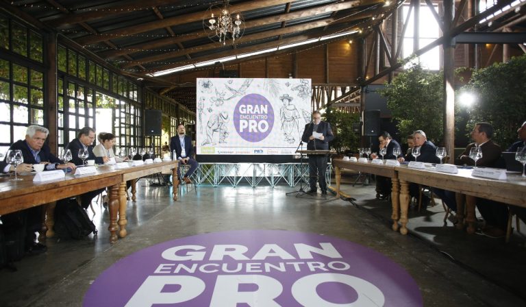 Empresarios y líderes de Red Pro lanzan en Colombia Compromiso Pro