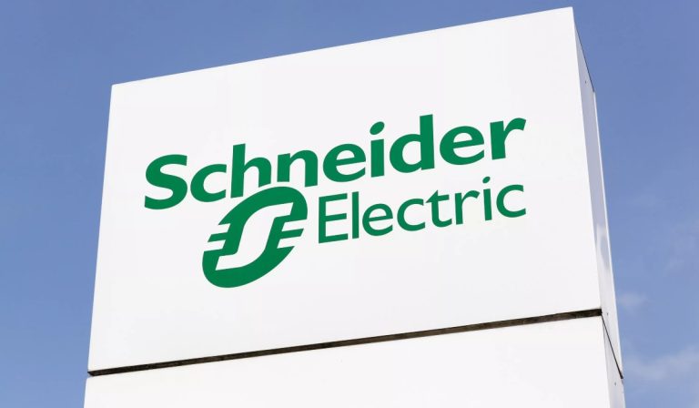 Schneider Electric, la compañía pro sostenibilidad que descarboniza al sector de petróleo y gas