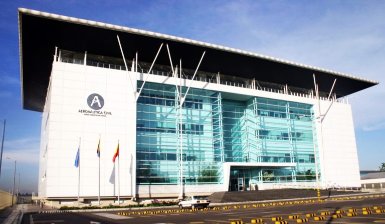 Definida terna para elegir al nuevo director de la Aerocivil de Colombia
