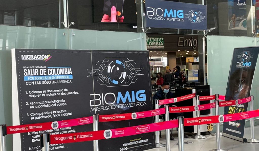 Biomig, sistema de inmigración y emigración para ciudadanos colombianos en el aeropuerto El Dorado de Bogotá. 
