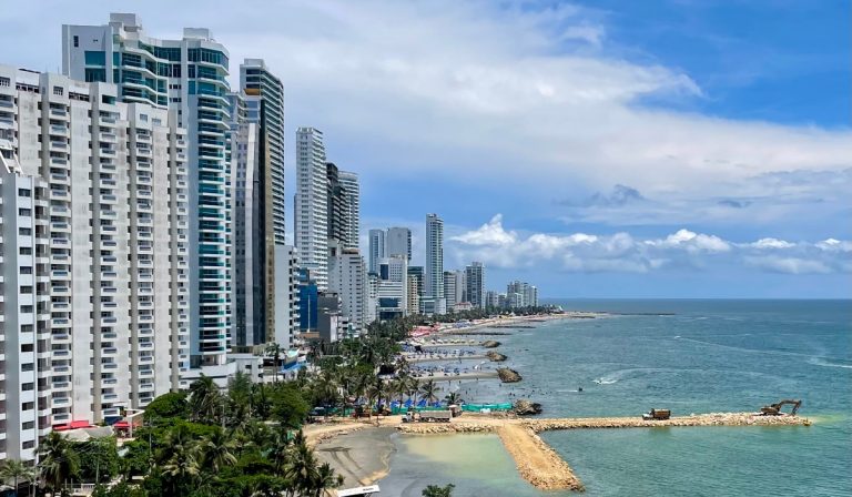 Cartagena no levantará la medida del pico y placa para Navidad y Año Nuevo