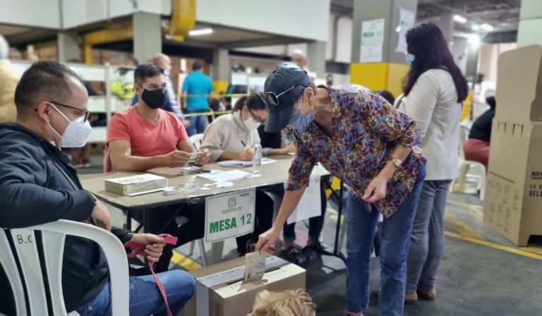 ¿Colombianos en el exterior pueden votar en las elecciones de 2023?