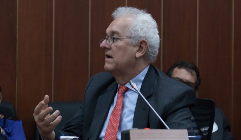 Ocampo, nuevo MinHacienda de Colombia: Tasa de impuesto corporativo debería bajar al 30 %