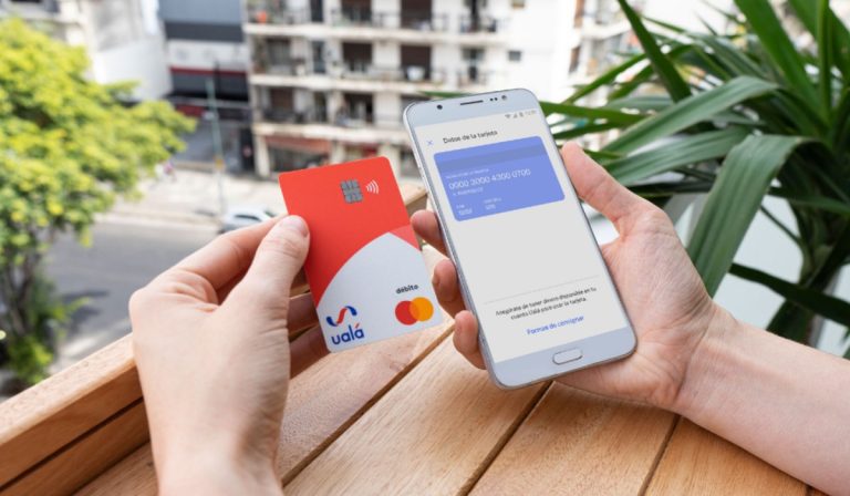 Ualá lanza tarjeta digital para compras en línea