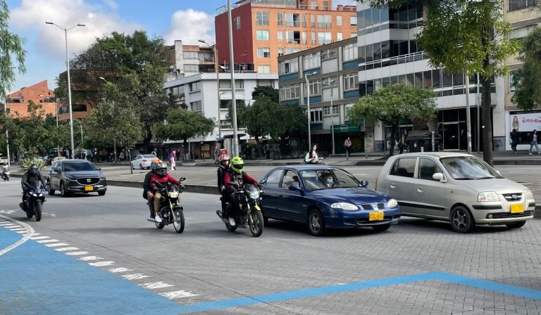 Ventas de vehículos en Colombia ajustan 10 meses de caída