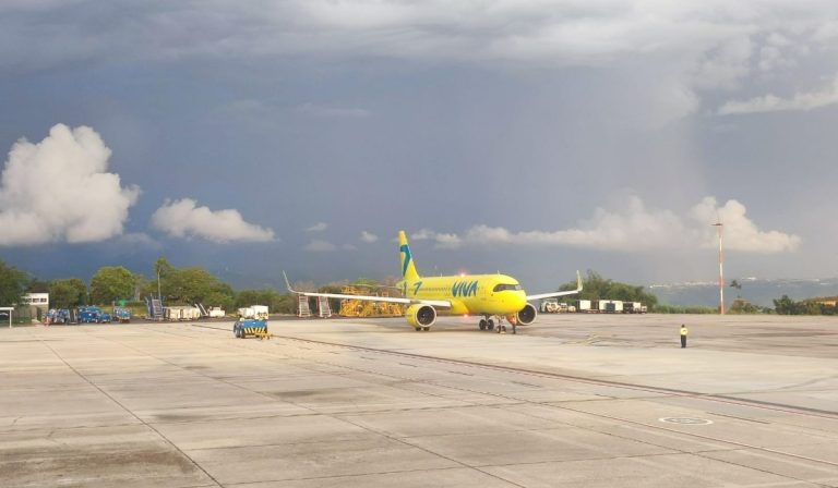 Viva Air se pronuncia tras suspender vuelos en Colombia